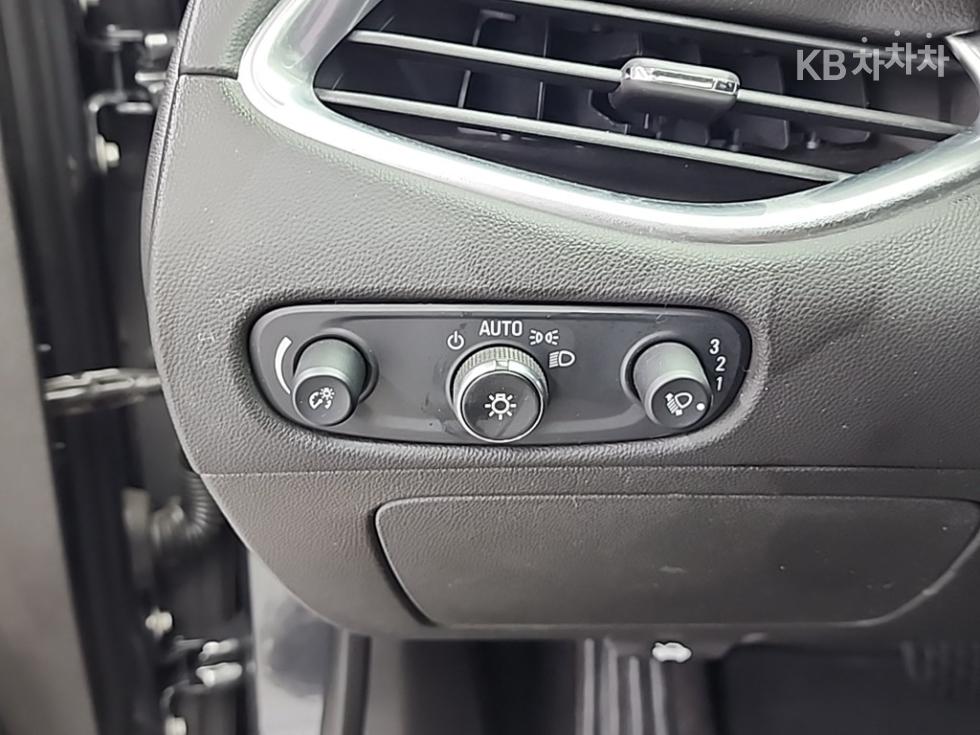 Chevrolet Malibu — miniaturë 17
