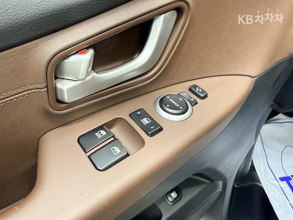 Hyundai Starex — miniaturë 14