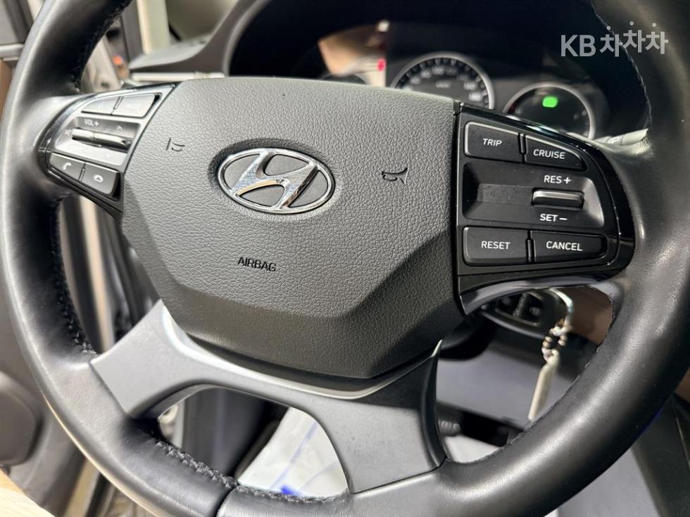 Hyundai Starex — miniaturë 17