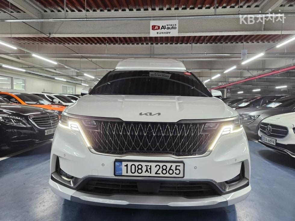 Kia Carnival — miniaturë 2