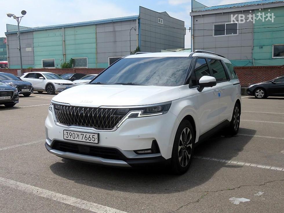 Kia Carnival — miniaturë 2