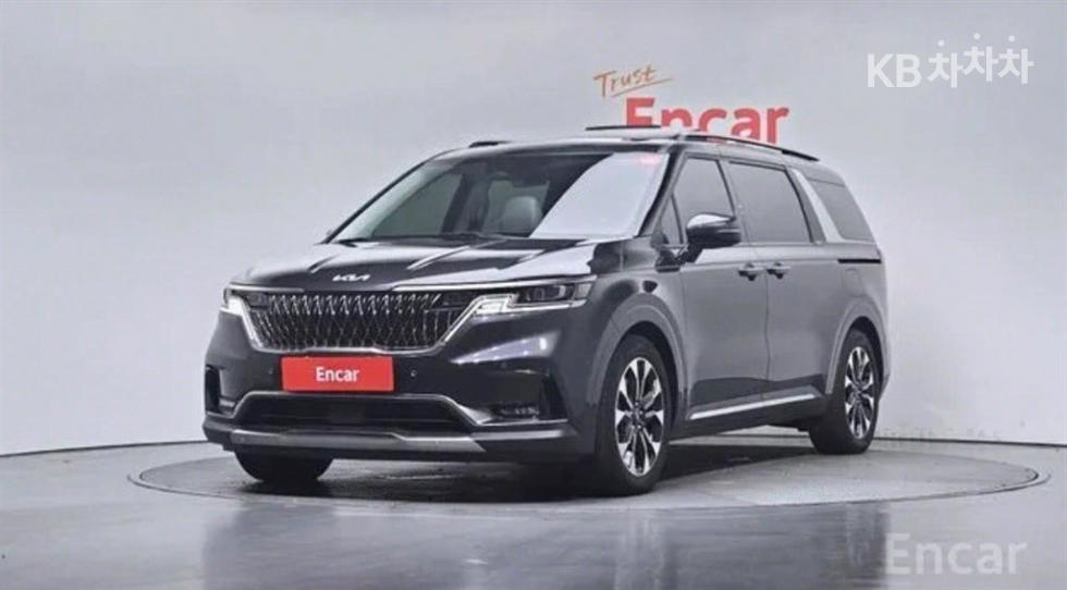 Kia Carnival — miniaturë 2