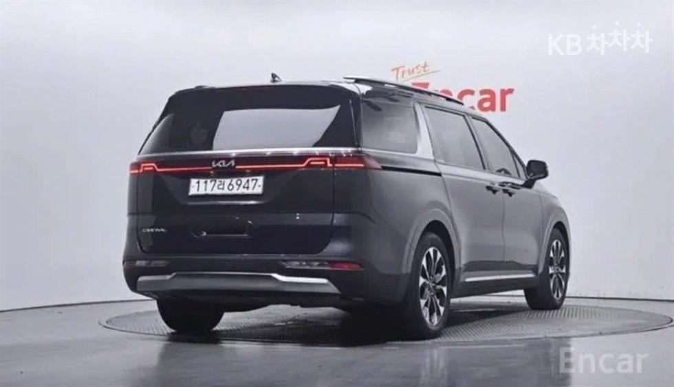 Kia Carnival — miniaturë 7