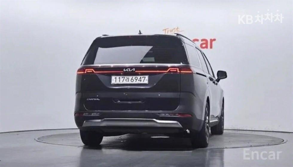Kia Carnival — miniaturë 8