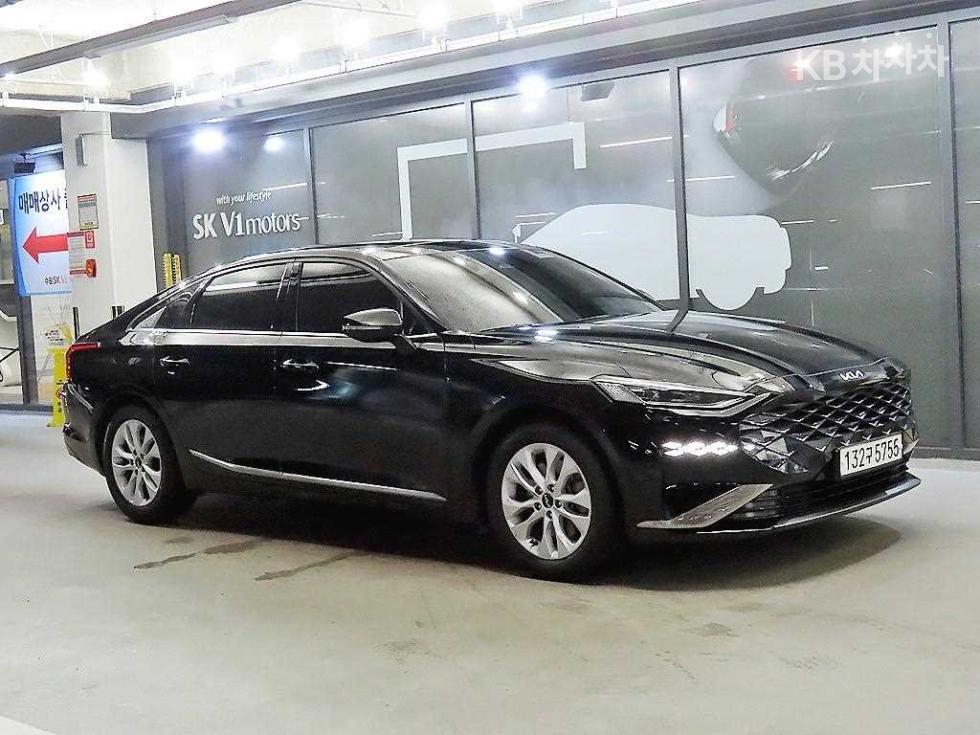Kia K8