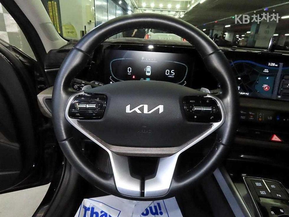 Kia K8 — miniaturë 8