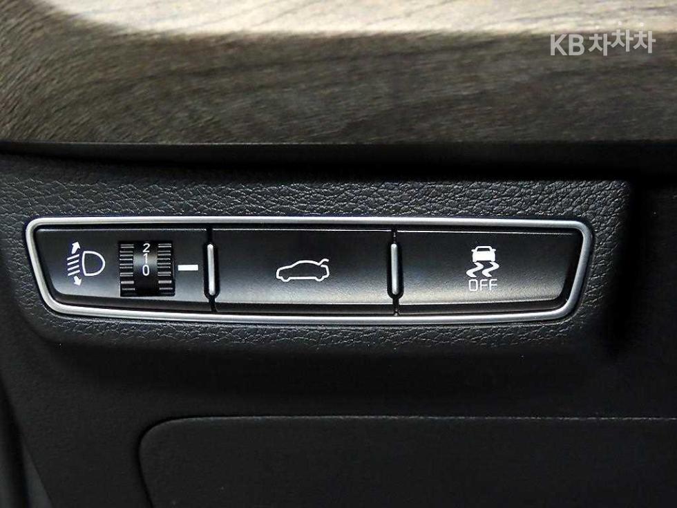 Kia K8 — miniaturë 14
