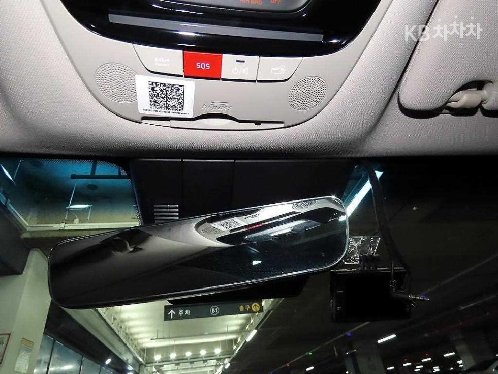 Kia K8 — miniaturë 16