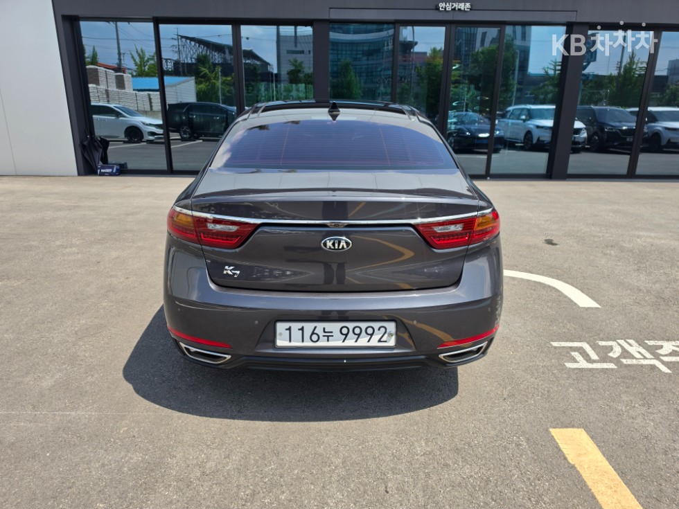 Kia K7 — miniaturë 3