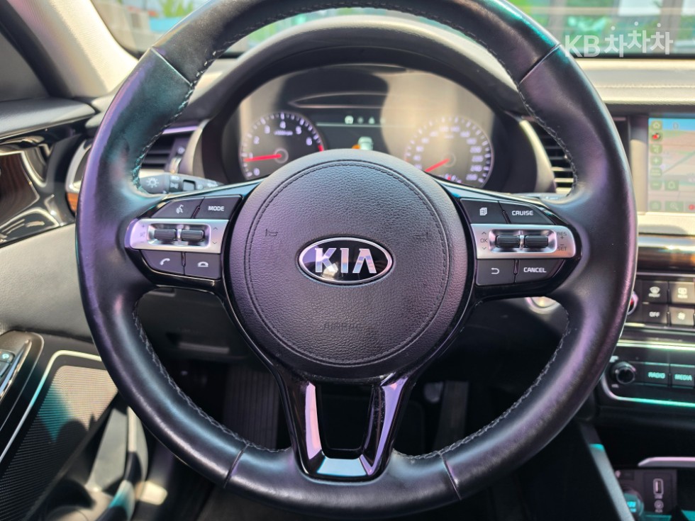 Kia K7 — miniaturë 10
