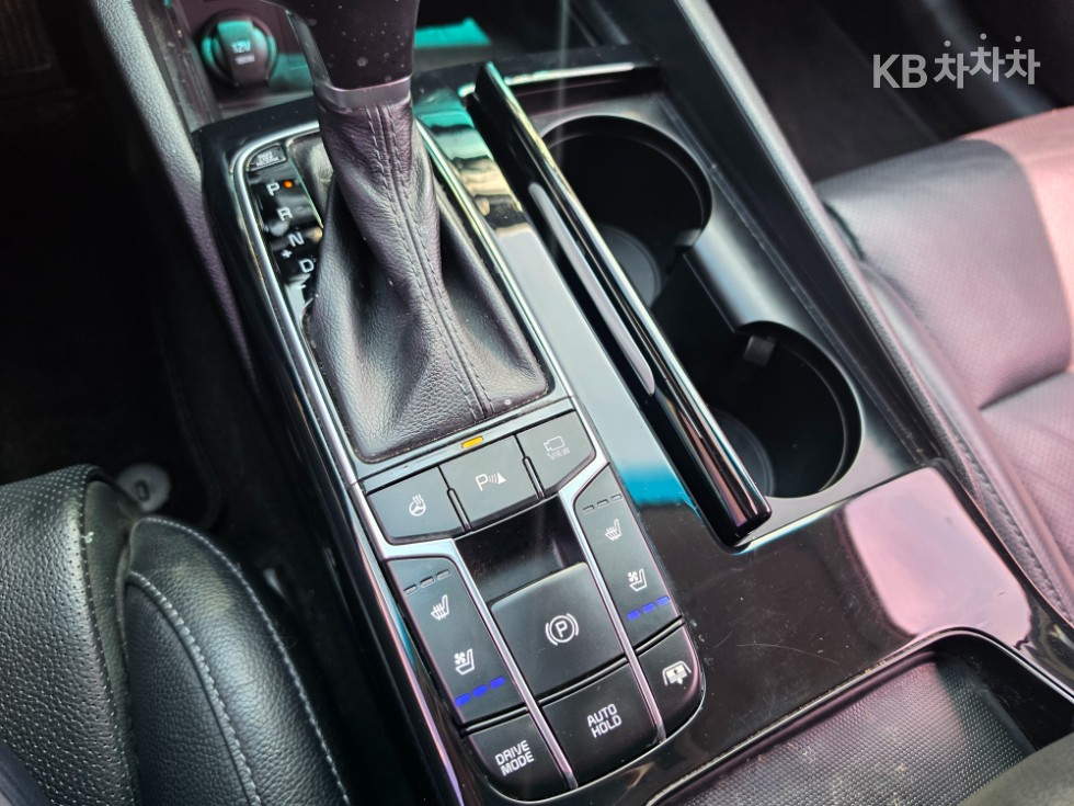 Kia K7 — miniaturë 16
