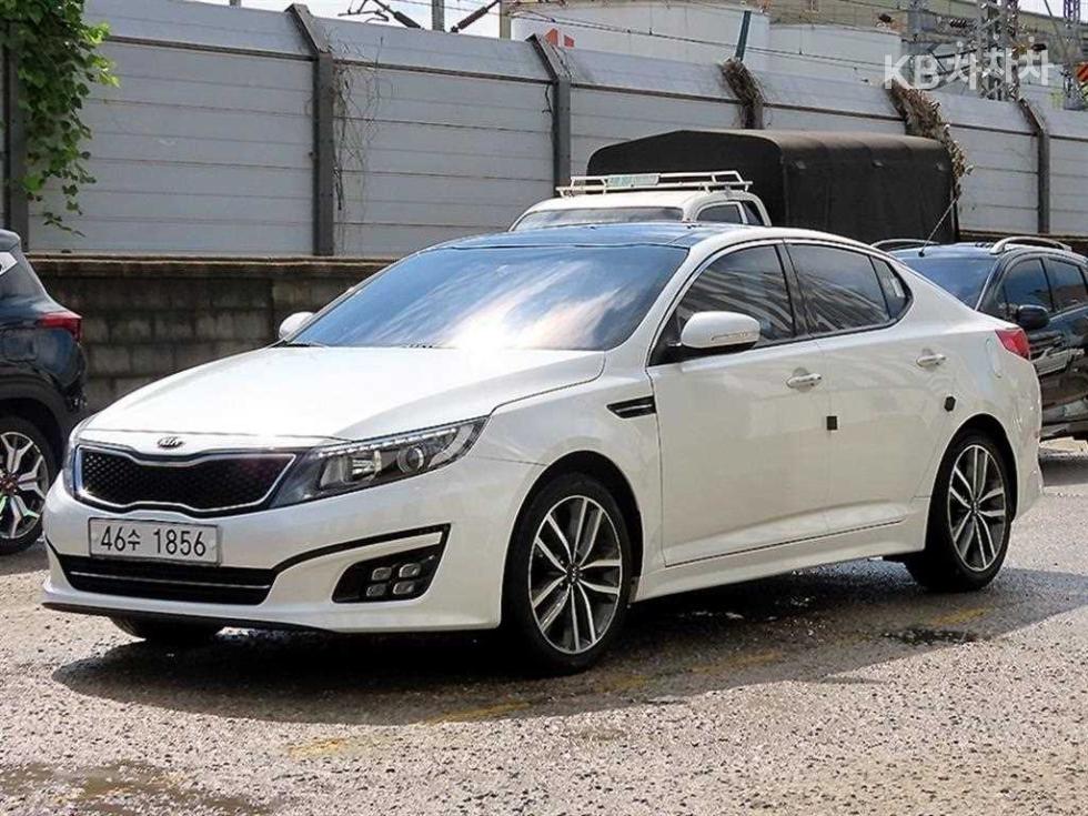Kia K5 — miniaturë 2