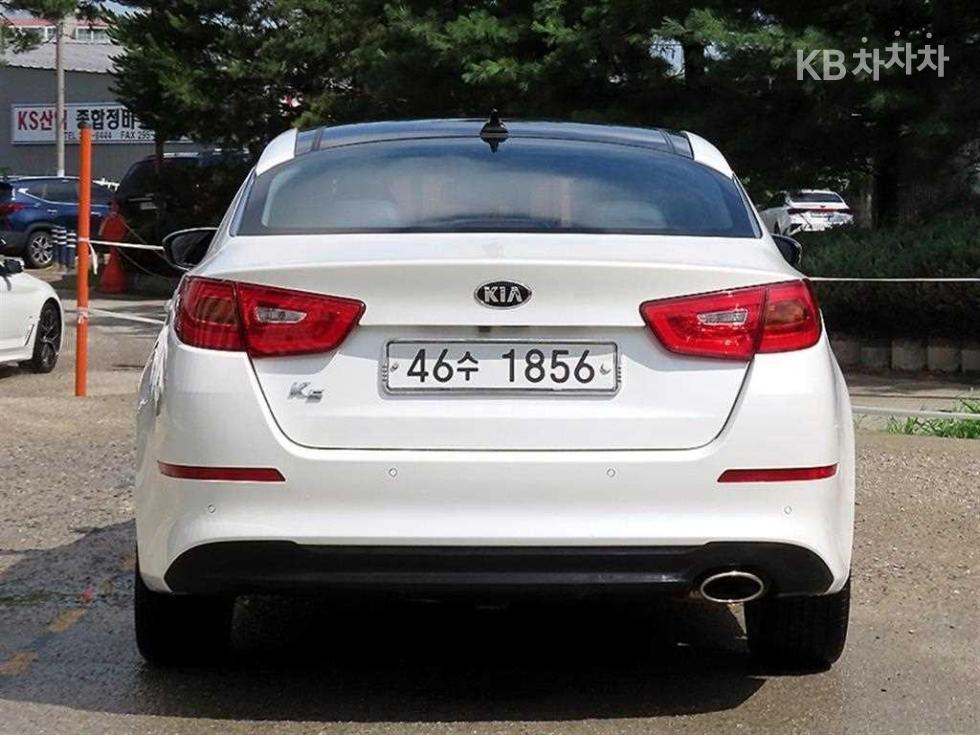 Kia K5 — miniaturë 4