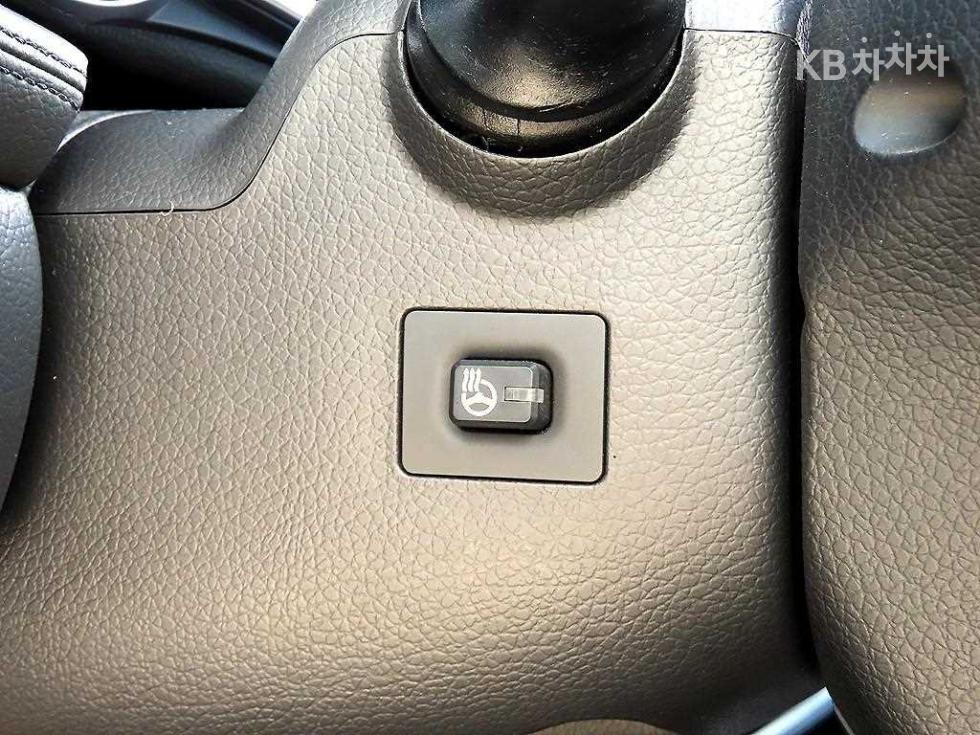 Kia K5 — miniaturë 11