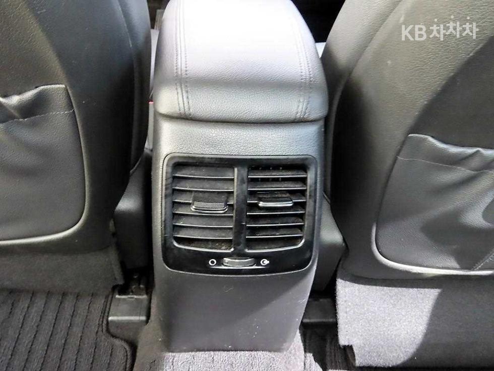 Kia K5 — miniaturë 17