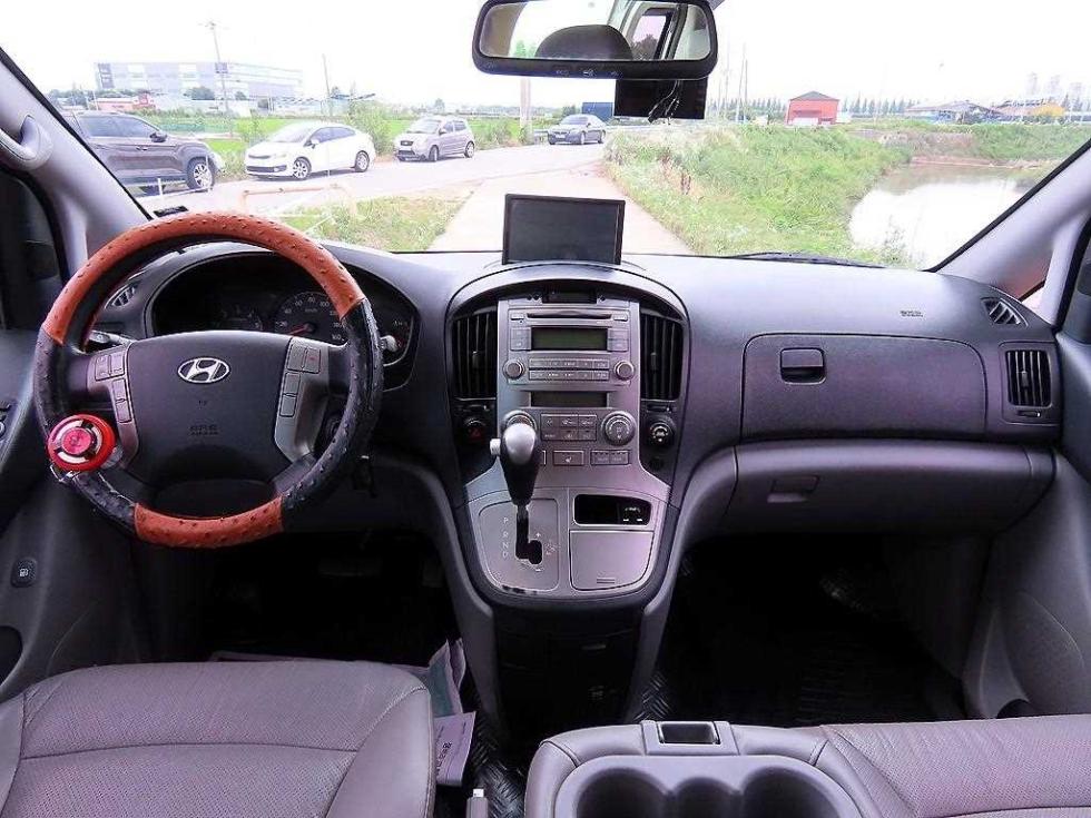 Hyundai Starex — miniaturë 10