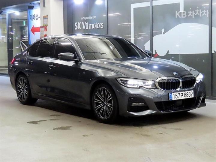 BMW 3er 320i M Sport — foto 1
