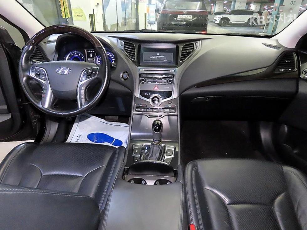 Hyundai Grandeur — miniaturë 10
