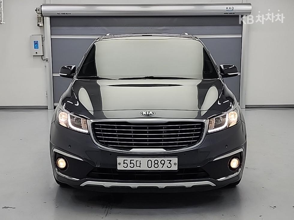 Kia Carnival — miniaturë 2
