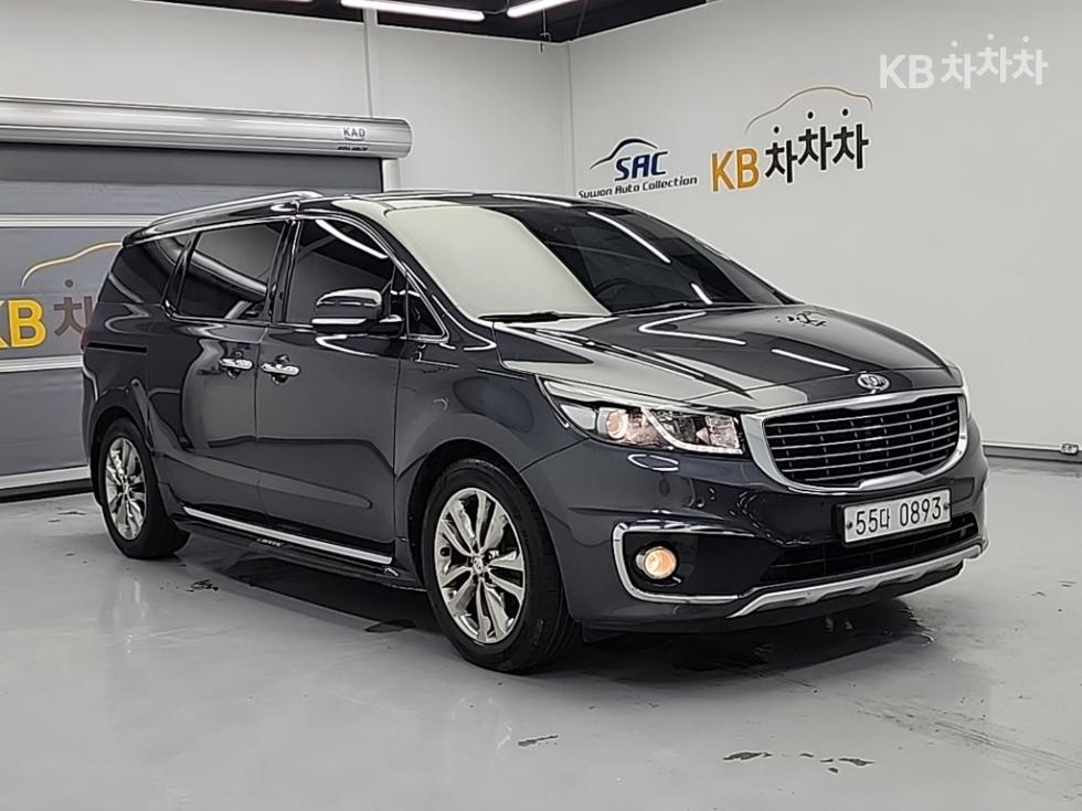 Kia Carnival — miniaturë 4