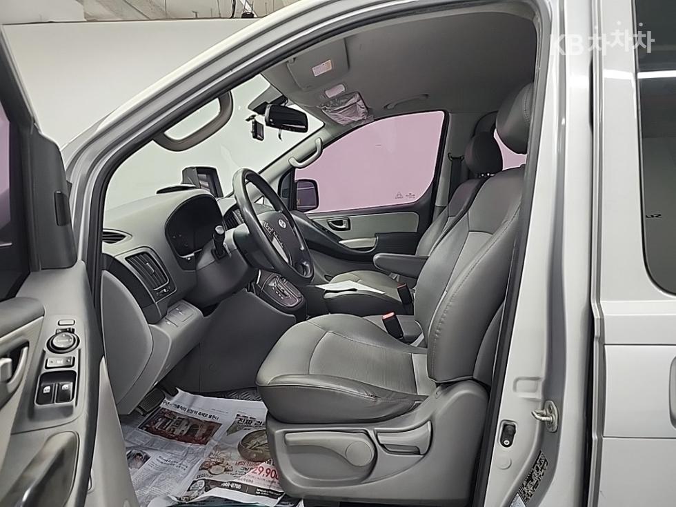 Hyundai Starex — miniaturë 11