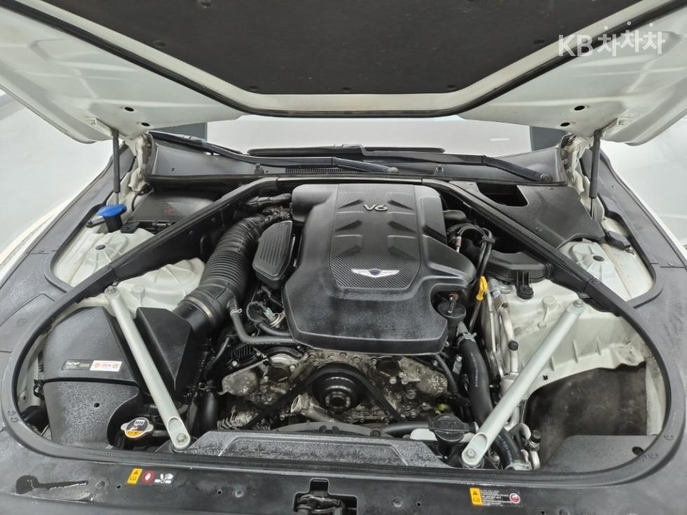 Genesis G90 — miniaturë 5