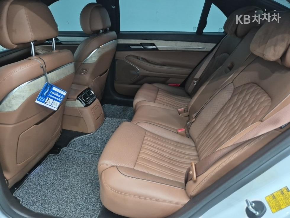 Genesis G90 — miniaturë 12