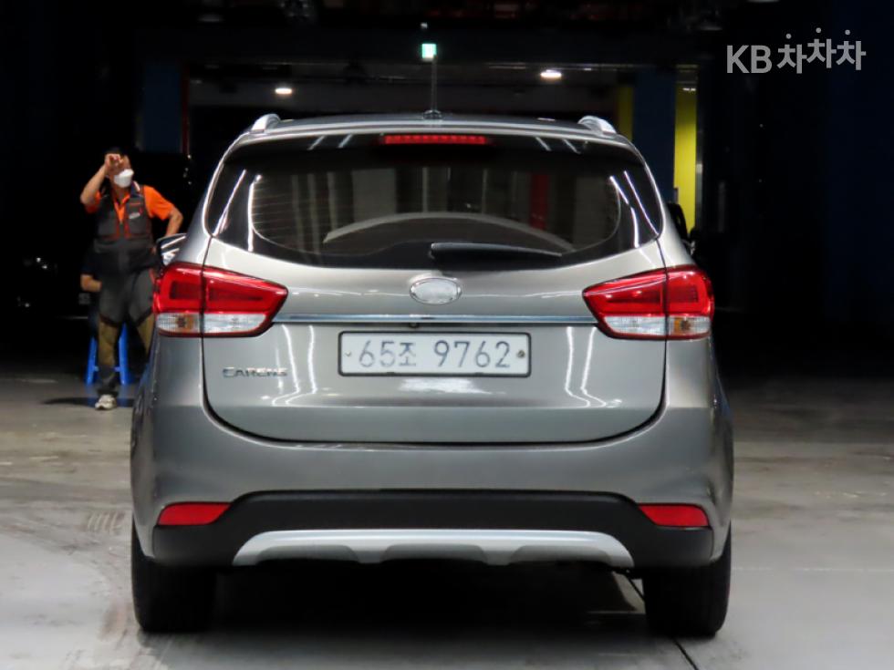 Kia Carens — miniaturë 3