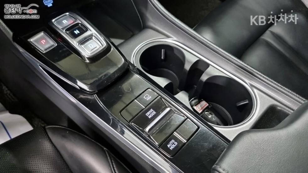 Hyundai Sonata — miniaturë 14