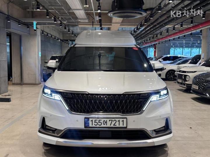 Kia Carnival 하이리무진 D2.2 7인승 — foto 1