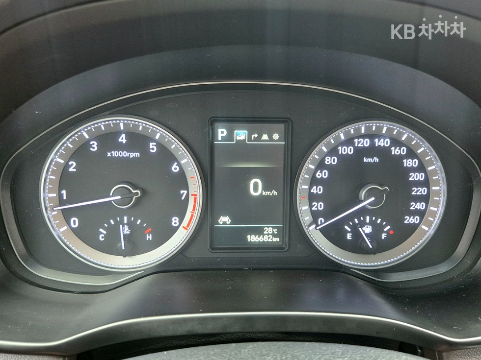 Hyundai Grandeur — miniaturë 7