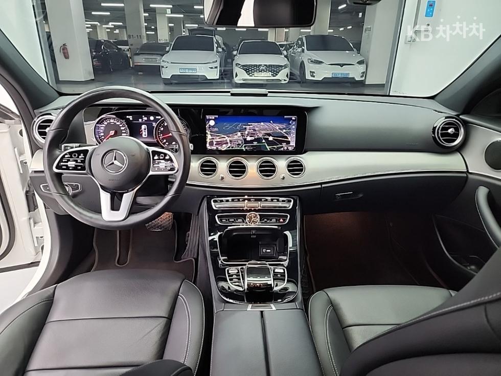 Mercedes-Benz E-klasse — miniaturë 7