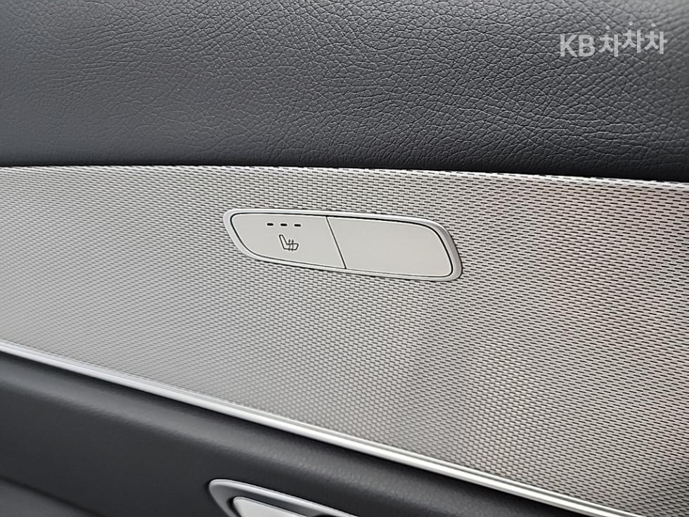 Mercedes-Benz E-klasse — miniaturë 13