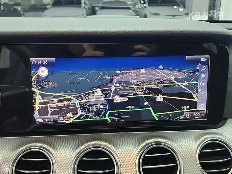 Mercedes-Benz E-klasse — miniaturë 15