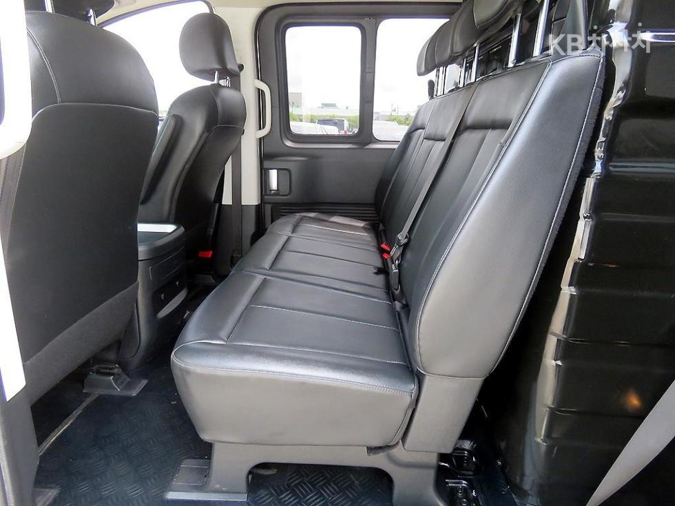 Hyundai Staria — miniaturë 8