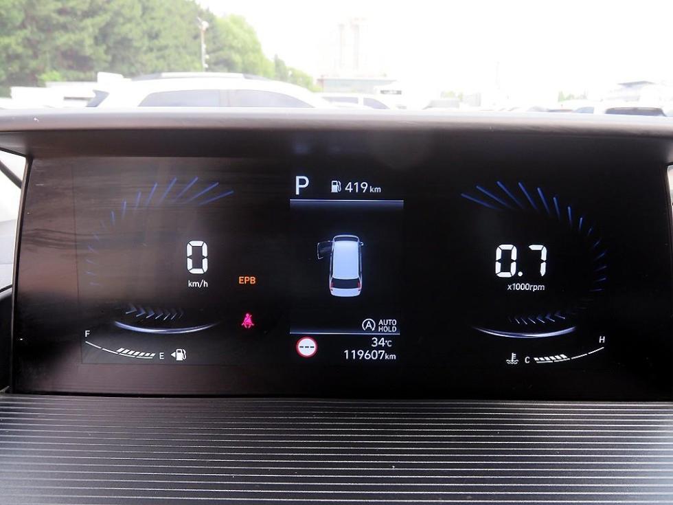 Hyundai Staria — miniaturë 12