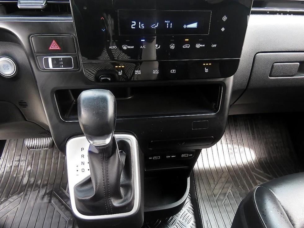 Hyundai Staria — miniaturë 13