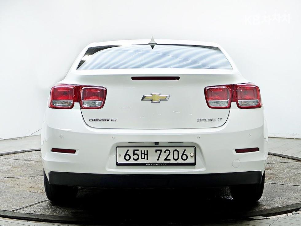 Chevrolet Malibu — miniaturë 3