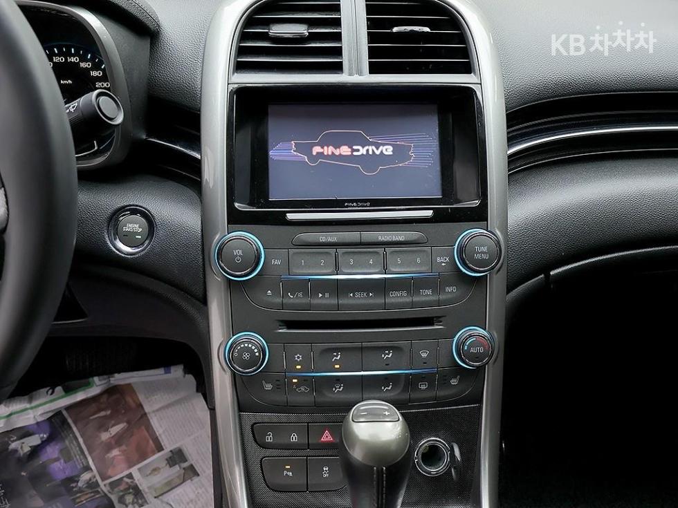 Chevrolet Malibu — miniaturë 9