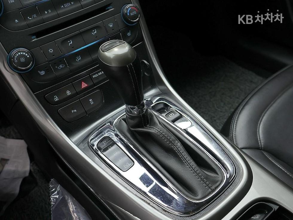 Chevrolet Malibu — miniaturë 10