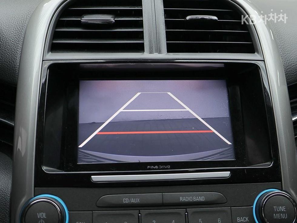 Chevrolet Malibu — miniaturë 14