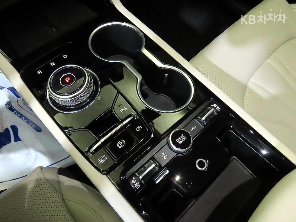Kia K5 — miniaturë 12