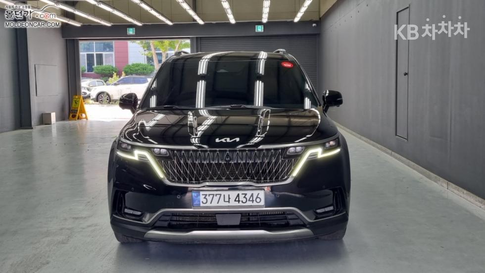 Kia Carnival — miniaturë 3