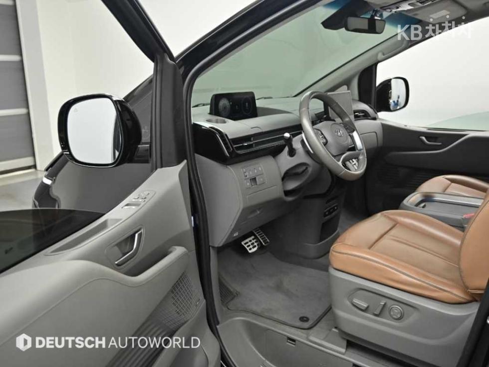 Hyundai Staria — miniaturë 11