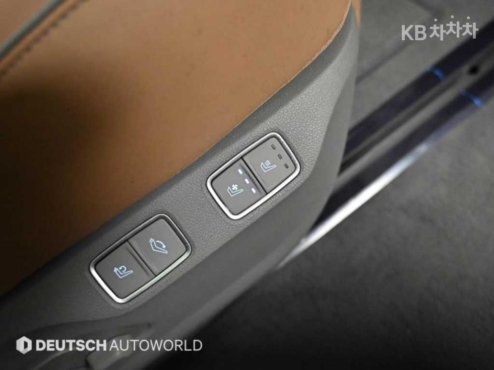 Hyundai Staria — miniaturë 16