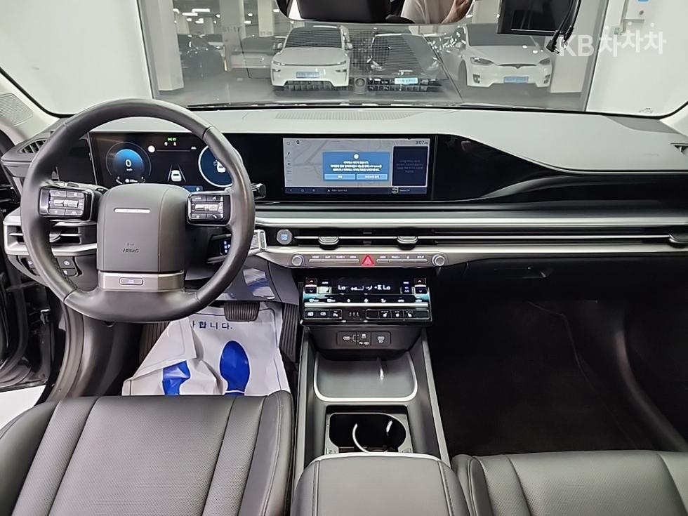 2023 Hyundai Used Car photo