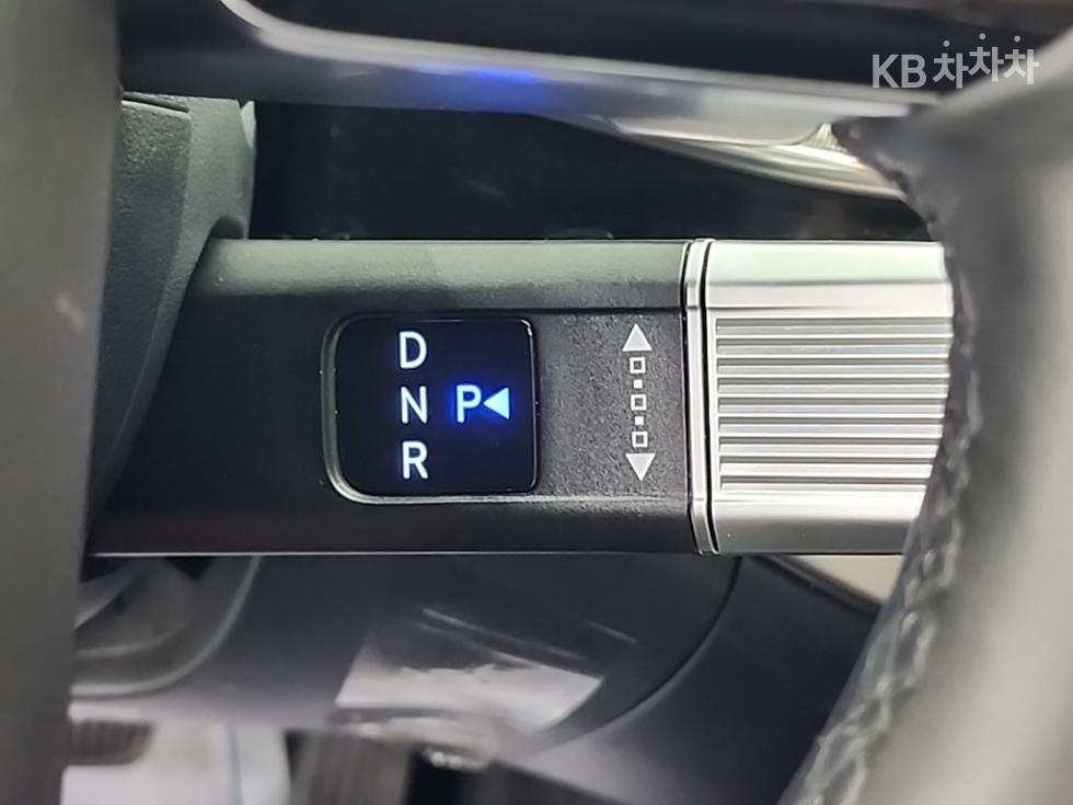 2023 Hyundai Used Car photo