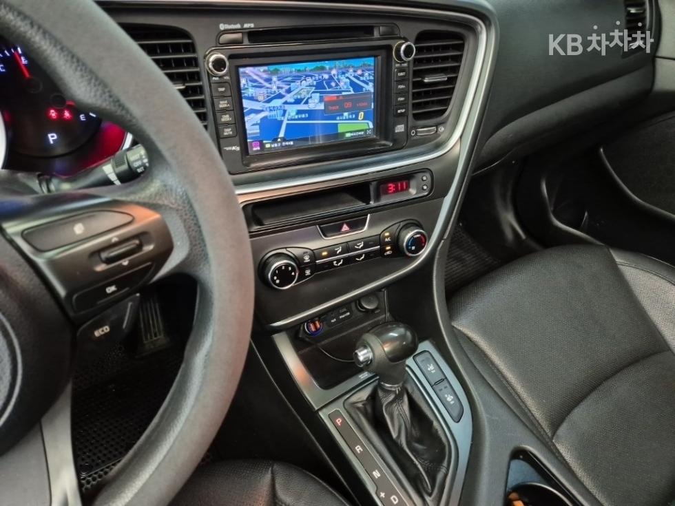 Kia K5 — miniaturë 10