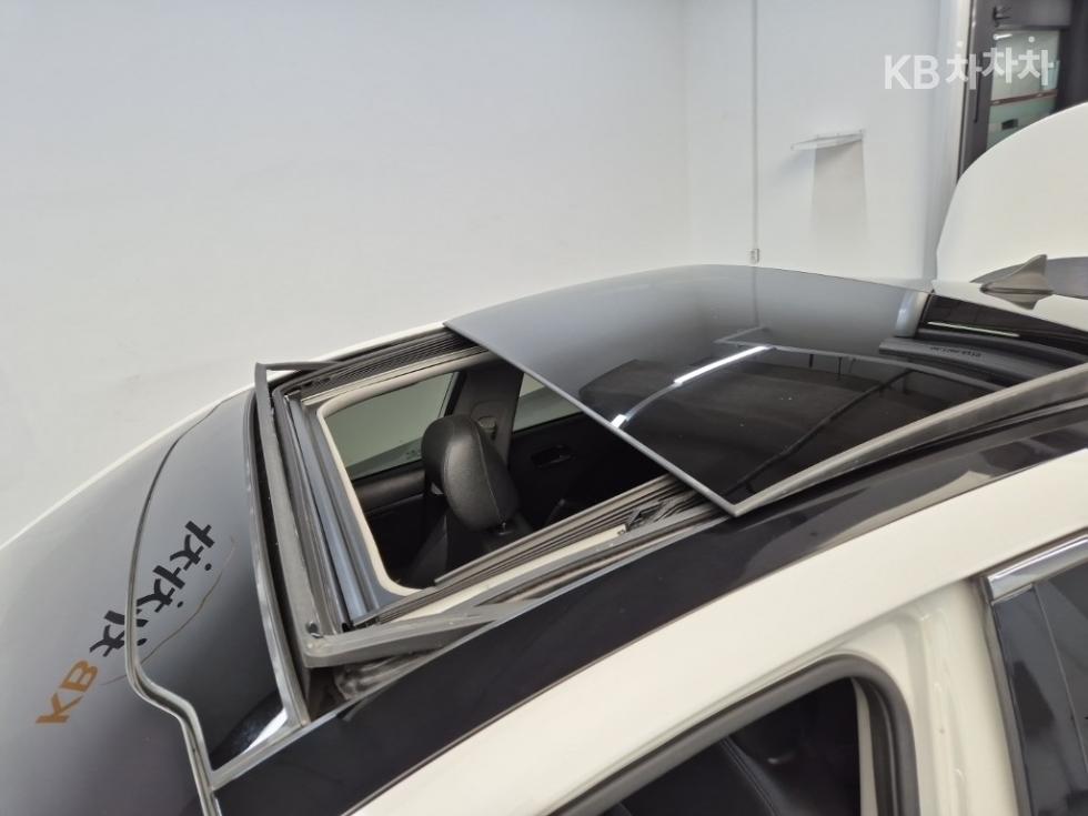 Kia K5 — miniaturë 13