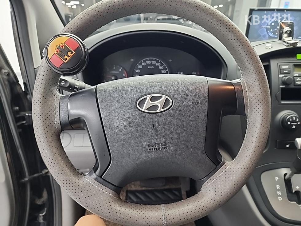 Hyundai Starex — miniaturë 9